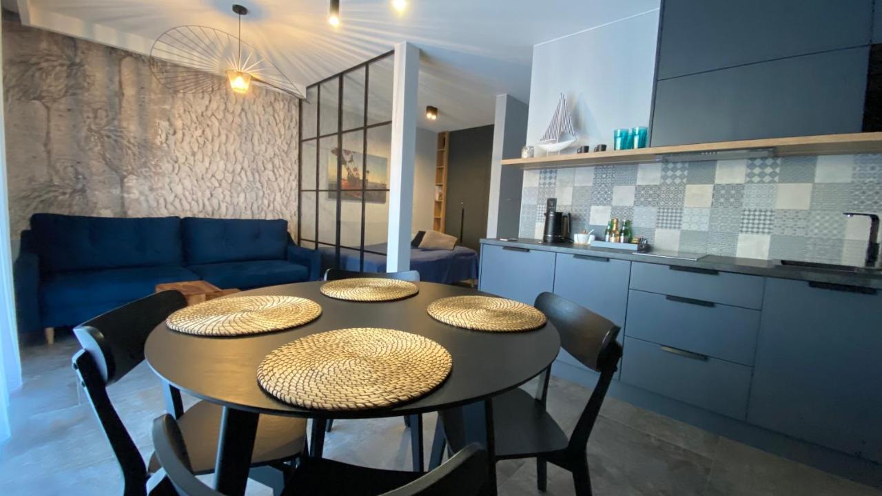 Apartament Magma Z Basenem Morska Klifowa Rewal Exterior foto